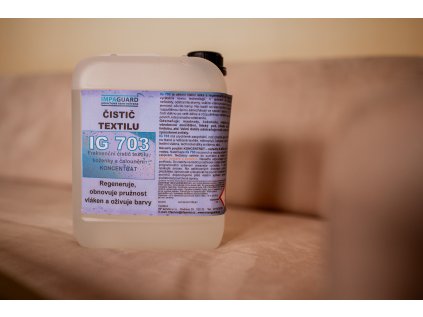 IG 703 - Frekvenční čistič textilu a vláken