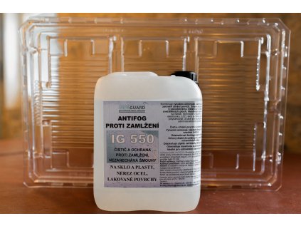 IG 550 - Ochranný čistič plastů a skel s ochrannou folií protizamlžující efekt, potravinářský atest