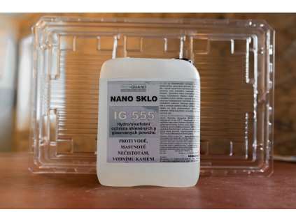 IG 555 - Perzistentní hydrofobní ochrana SKLA